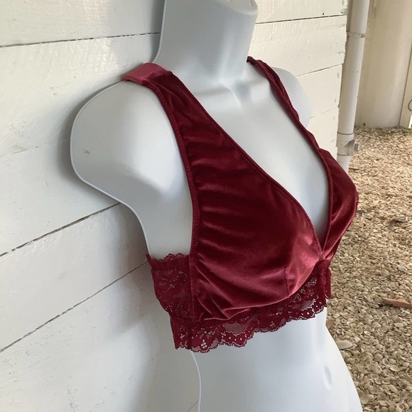 Auden Bralette - Picture 2 of 4